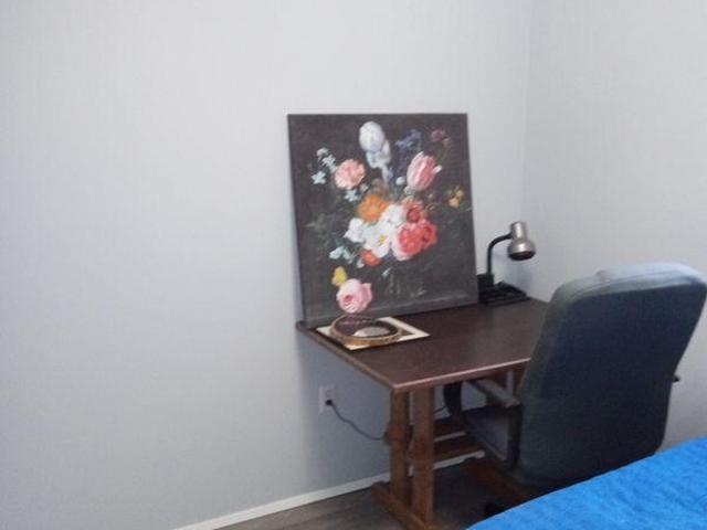 Room for rent in Northwest, Alberta