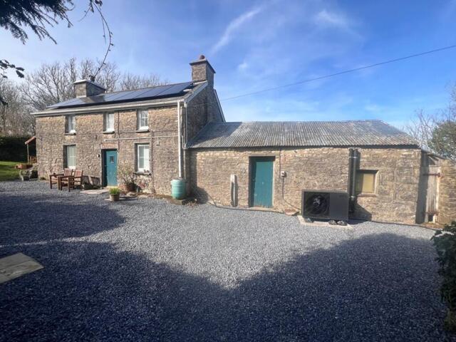 Room for sale in Llwyndafydd, Wales