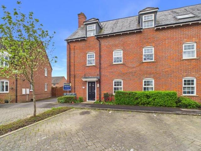 Room for sale in Berrick Salome, Oxfordshire