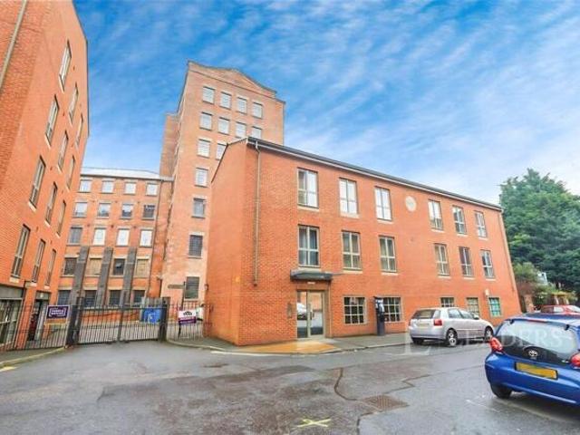 Room for sale in Little Chester, East Midlands