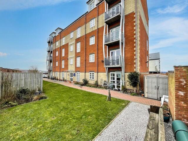 Room for sale in Throston, Brierton