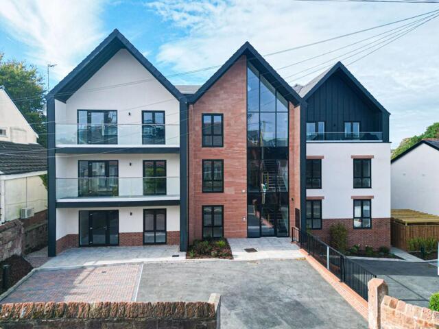 Room for sale in Heswall, Wirral