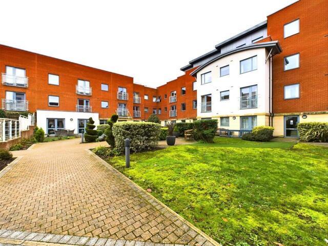Room for sale in Ickenham, Greater London