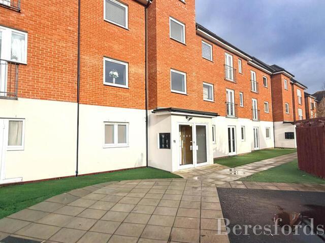 Room for sale in Hornchurch, Greater London