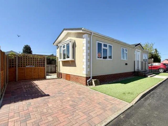 Room for sale in Bedingfield, Suffolk