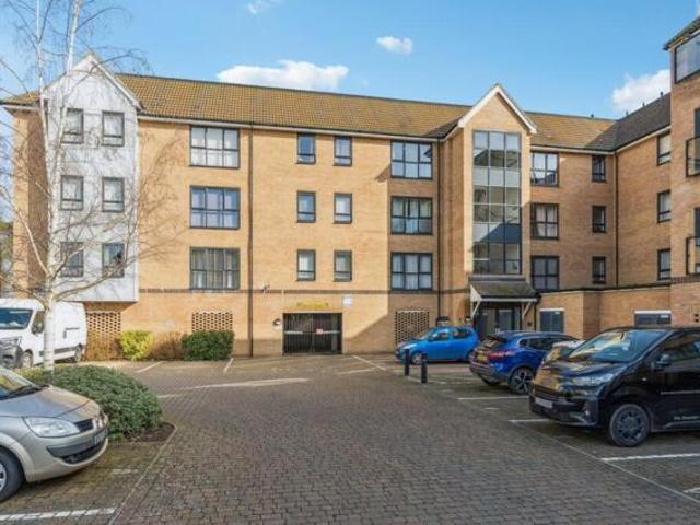 Room for sale in Huntingdon, Cambridgeshire