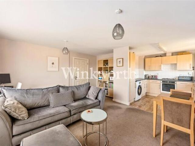 Room for sale in Harringay, Greater London