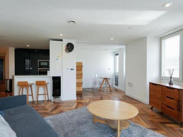 Room for sale in Finsbury, Greater London