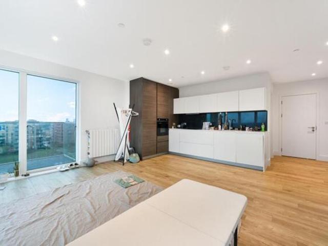 Room for sale in Kidbrooke, Greater London