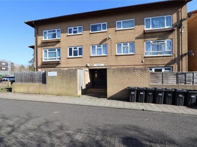 Room for sale in Milton Keynes