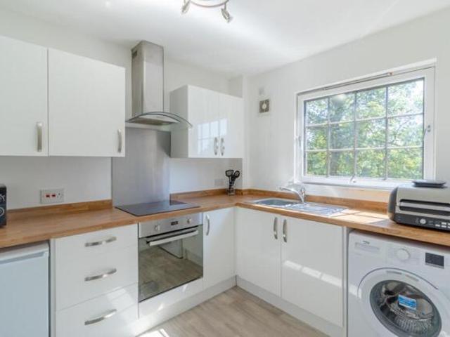 Room for sale in Ferryden, Scotland