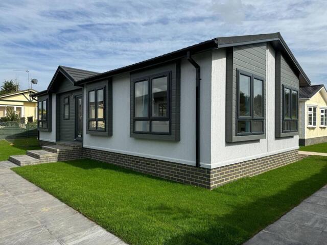 Room for sale in Pachesham Park, Isle Of Man