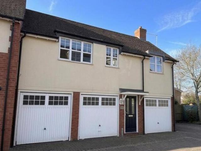 Room for sale in New Duston, Duston