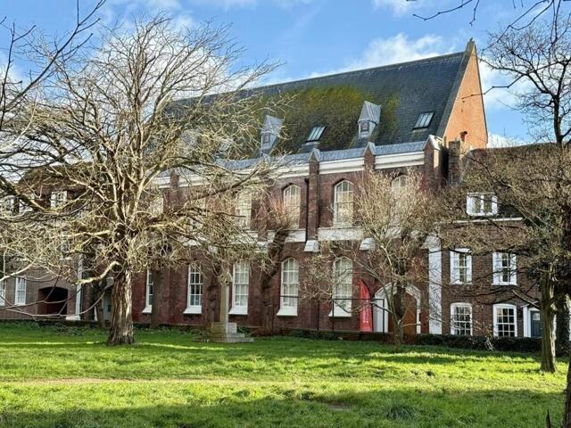 Room for sale in Old Town, Poole