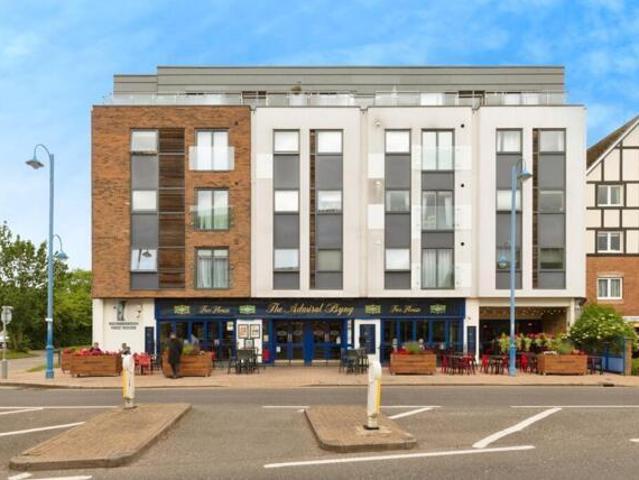 Room for sale in Potters Bar, Isle Of Man