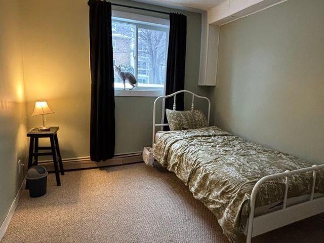 Room for rent in Regina, Saskatchewan