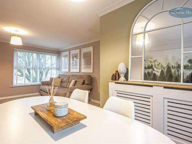 Room for sale in Lodge Moor, South Yorkshire