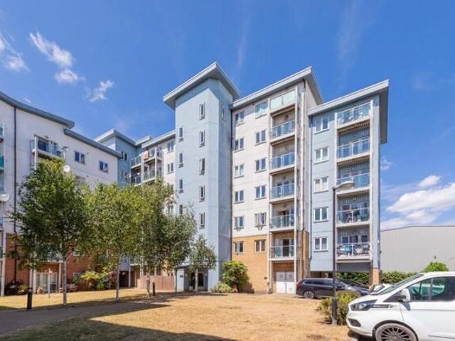 Room for sale in Slough, Isle Of Man