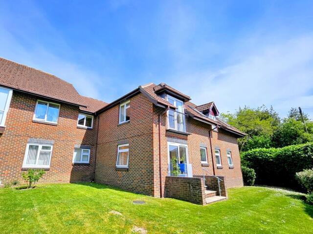 Room for sale in Helford, Hampshire