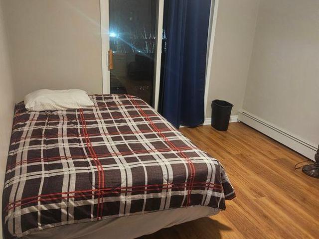 Room for rent in Niagara, Ontario