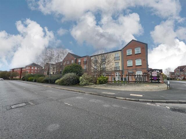 Room for sale in Churchward, Rodbourne
