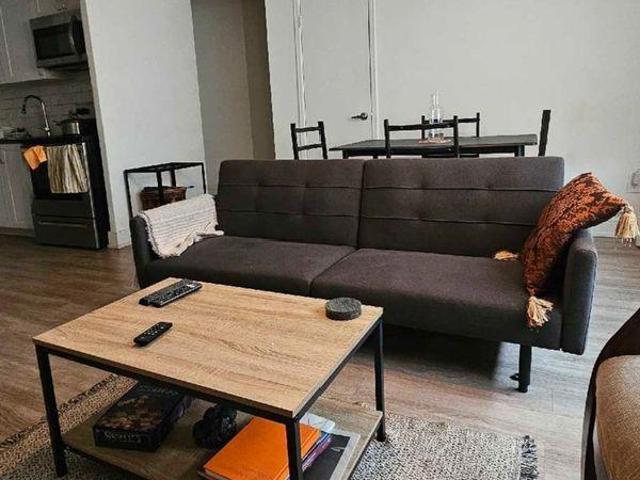 Room for rent in Beaches—East York, Toronto