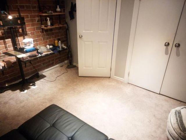 Room for rent in Woburn, Ontario