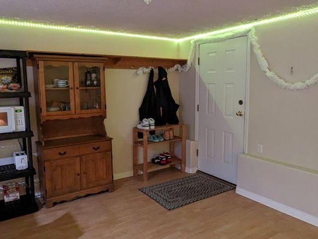 Room for rent in Victoria Room for rent in Victoria