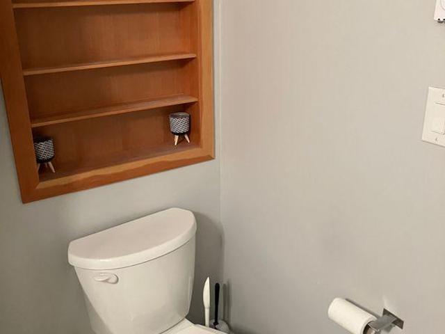 Room for rent in Victoria
