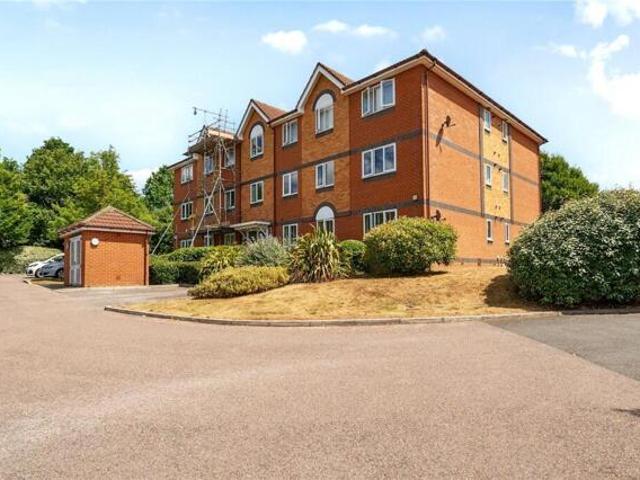 Room for sale in Newell Green