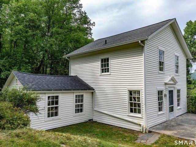 House for sale in Sharon Valley Historic District, Sharon