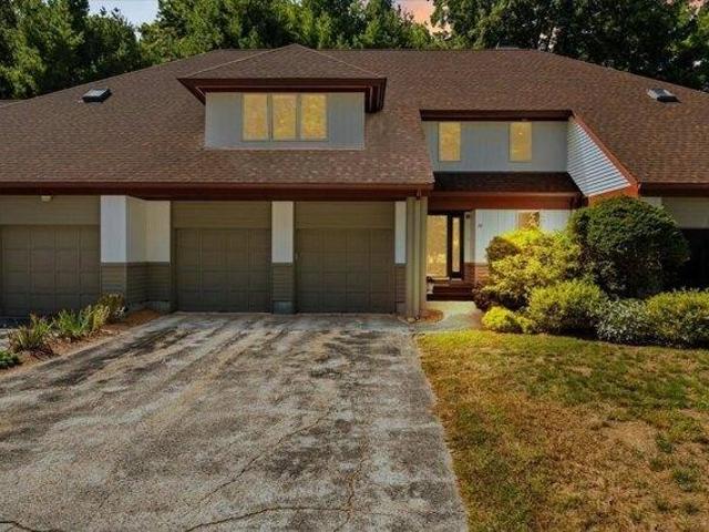 Condo for sale in Sharon, Norfolk County