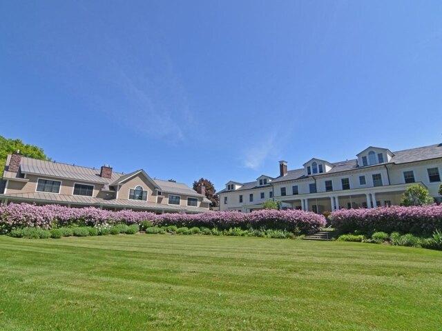 House for sale in Shelburne, Vermont