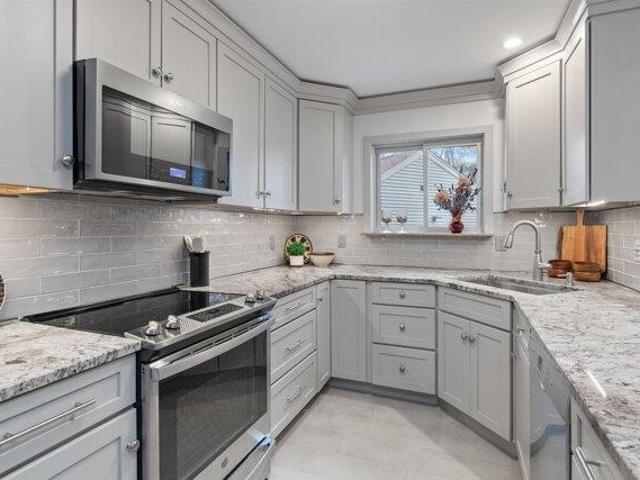House for sale in Shelburne, Vermont