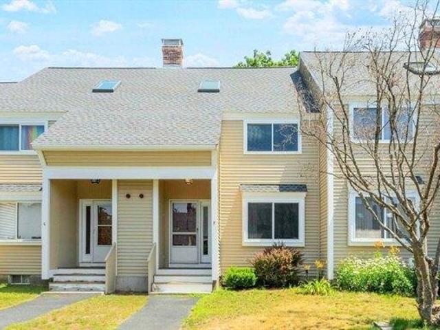 Condo for sale in Shirley, Massachusetts