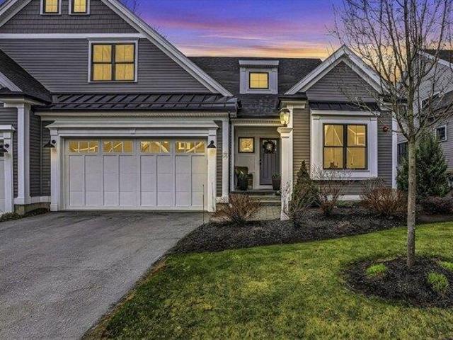 Condo for sale in Shrewsbury, Massachusetts