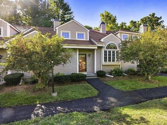 Condo for sale in Shrewsbury, Massachusetts