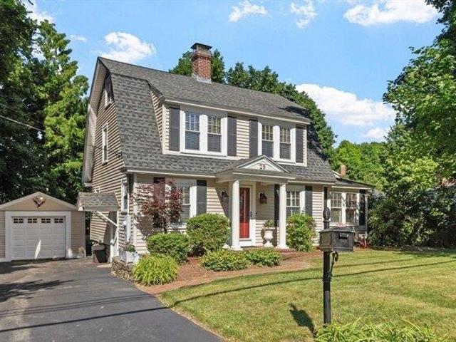House for sale in Shrewsbury, Massachusetts