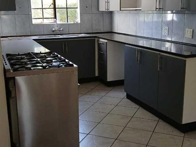 Townhouse for rent in Ekurhuleni, Gauteng