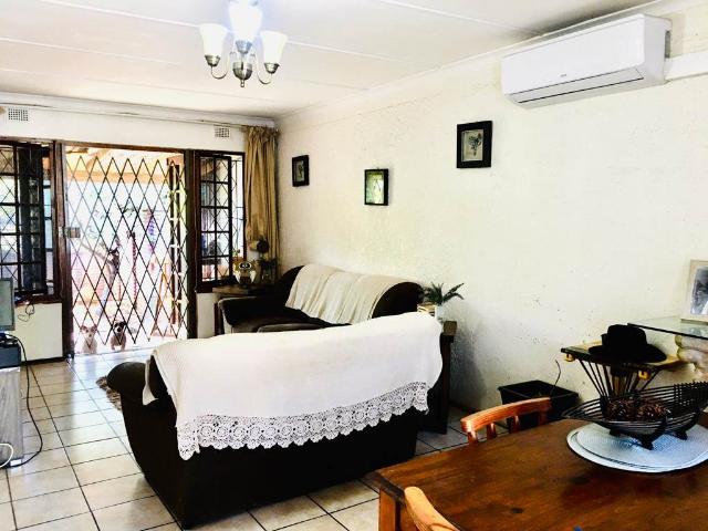 House for sale in Seaview, Kwazulu-natal