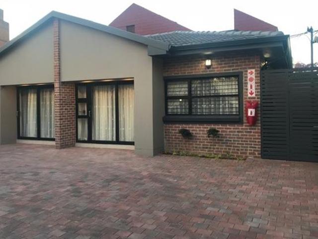 House for rent in Waterkloof, Gauteng