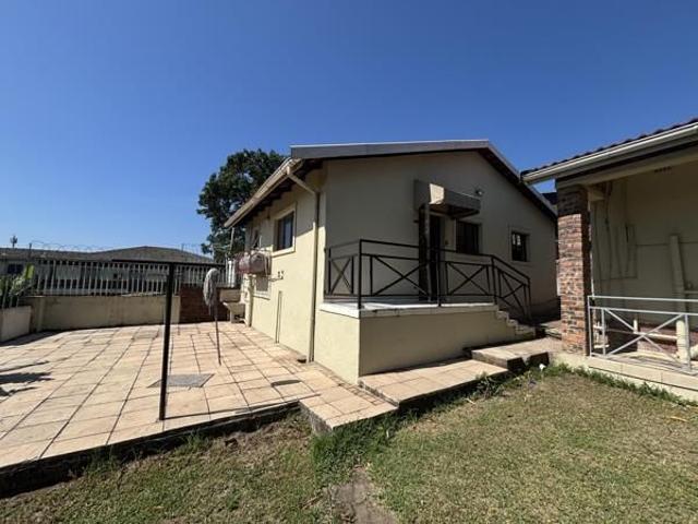 Apartment for rent in Seaview, Kwazulu-natal