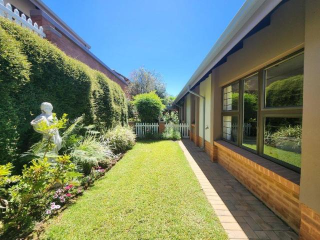 House for sale in Sandton, Douglasdale