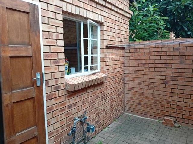 House for rent in Waterkloof, Gauteng