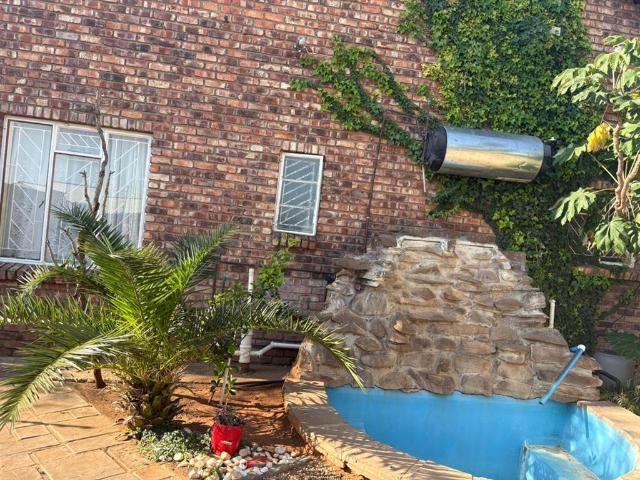 House for sale in Frances Baard, Northern Cape