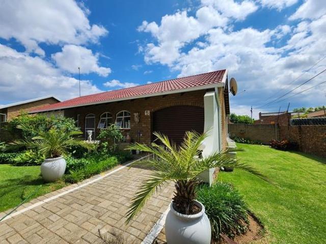 House for sale in Potchefstroom, Tlokwe Local Municipality