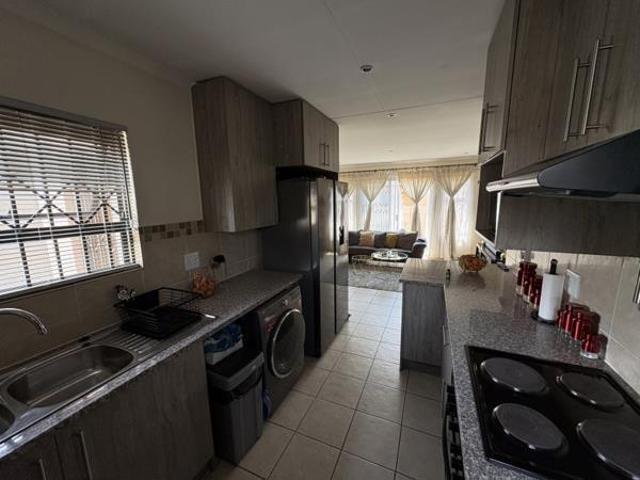 Apartment for rent in Waterkloof, Gauteng
