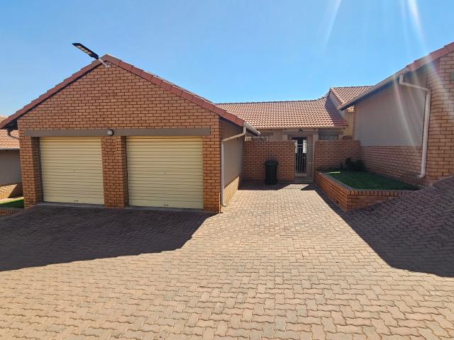 House for sale in Waterkloof, Gauteng
