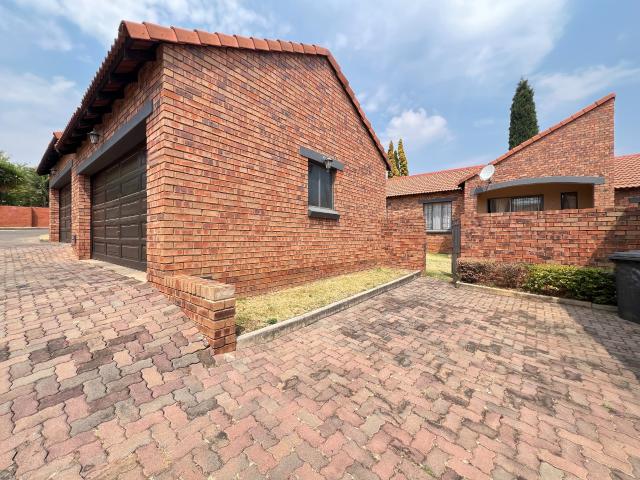 House for sale in Waterkloof, Gauteng