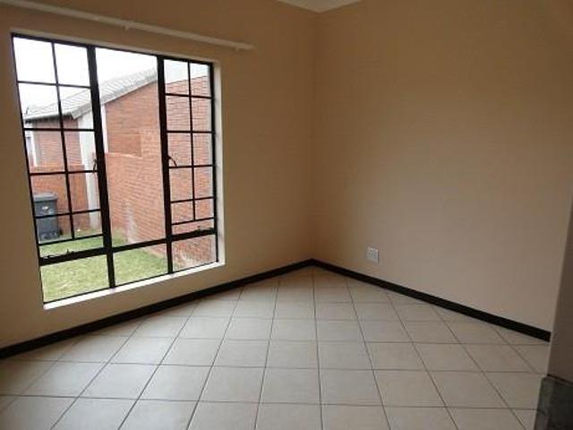 House for rent in Waterkloof, Gauteng